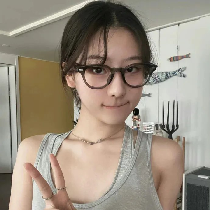 堕入地球的间谍